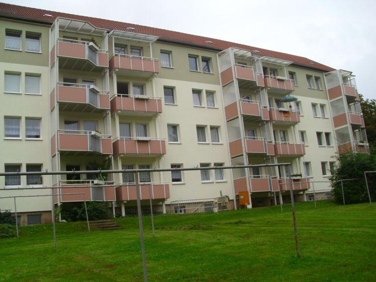schöne helle möblierte Wohnung mit Balkon - Photo 1
