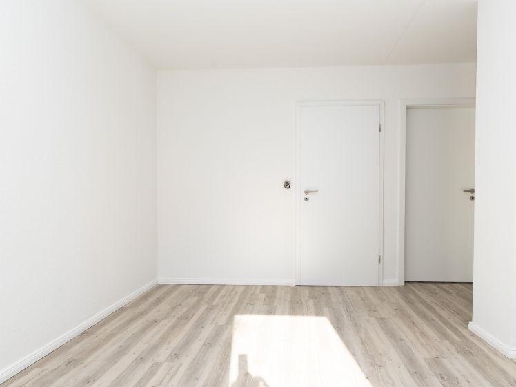 Frisch renovierte Wohnung für Singles oder Paare! - Foto 1