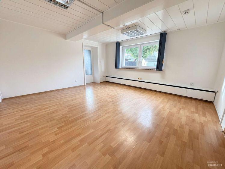 Helle 2- Zimmerwohnung mit Stellplatz in Rödental! - Foto 1