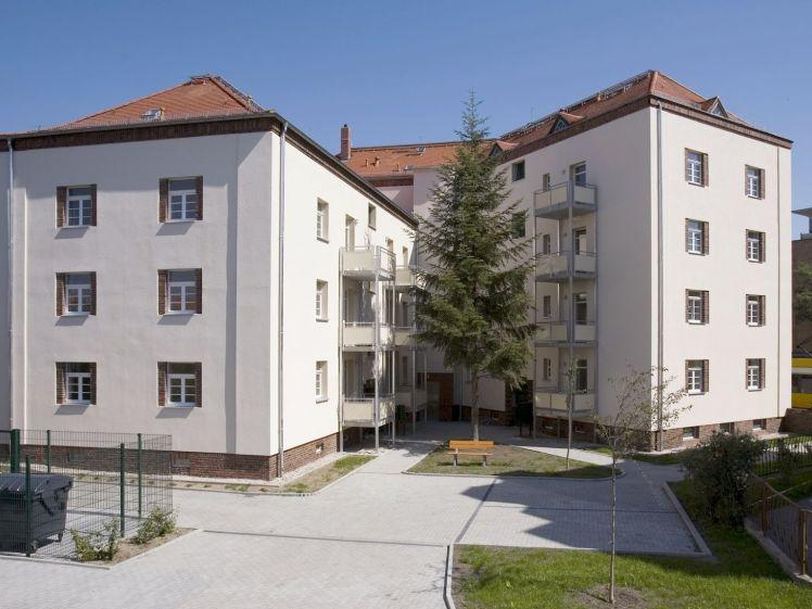 Schick sanierte 2-Zimmer-Wohnung mit separater Küche und Balkon - Foto 1