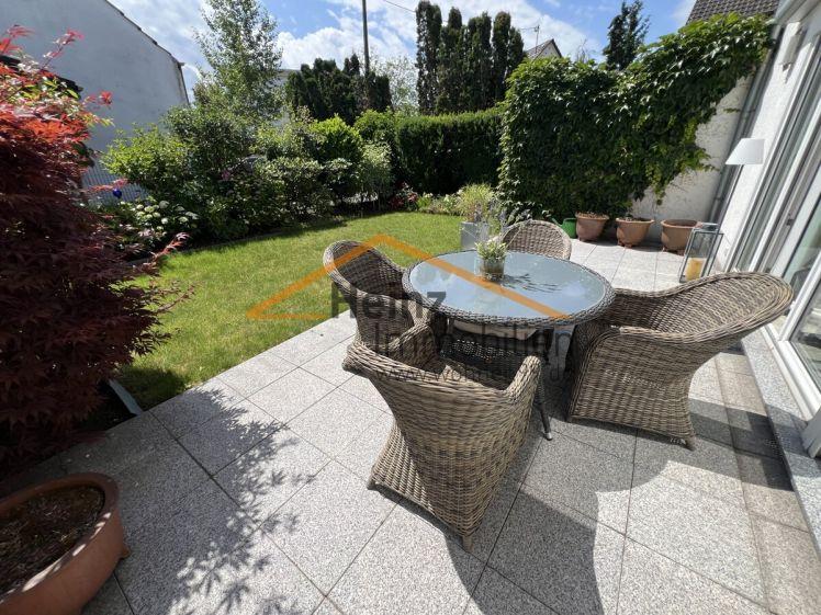 *** Attraktive Doppelhaushälfte mit Garten und Garage in ruhiger Lage von Sankt Augustin*** - Foto 1