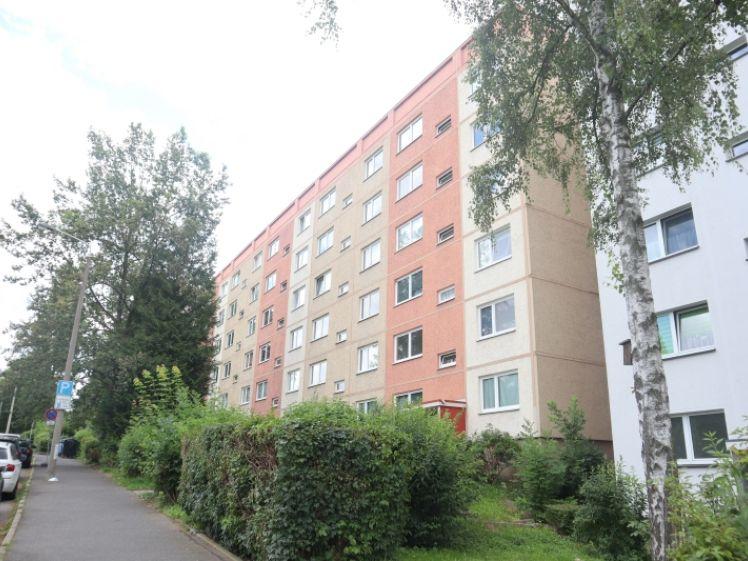 Hübsche 3-Raum-Wohnung mit Einbauküche ! - Photo 1