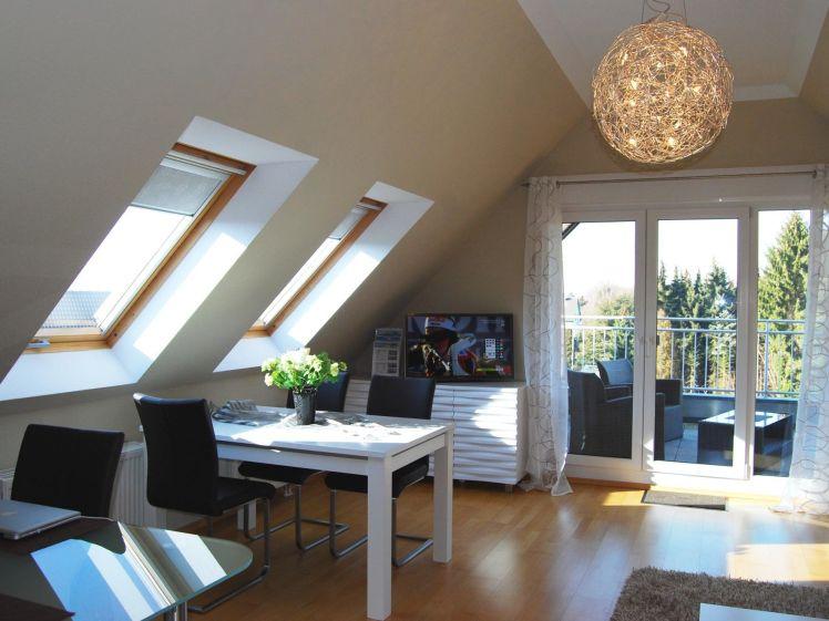 Möbl. Penthousewohnung m. 20 qm Südloggia, Tiefgarage (Miete einschl. aller NK!) - Foto 1