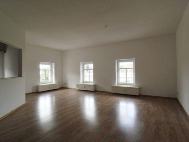 *** 3 Zimmer, EBK, schöner Ausblick *** - Photo 1
