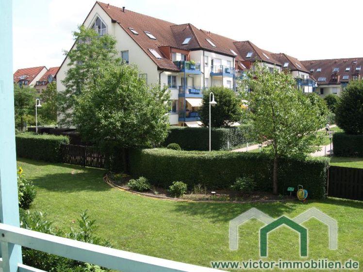 ** 3-Zimmer-Whg. mit Balkon, Wannenbad, Gäste-WC, Stellplatz in ruhiger Wohnanlage ** - Foto 1