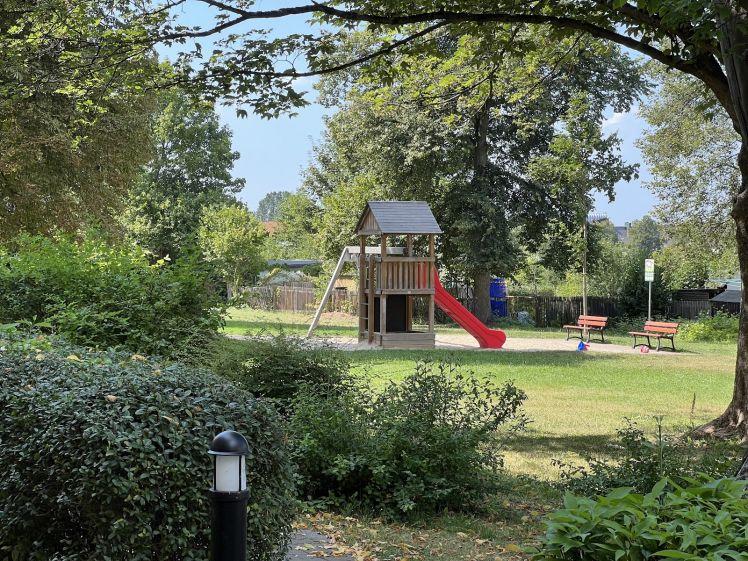 +++ SPIELPLATZ für Ihre Kinder und viel PLATZ auf 122 qm mit 5-Zimmern +++ - Foto 1