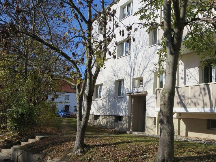 Große 2-Raum Wohnung mit Balkon im 1.OG in Leumnitz! - Photo 1