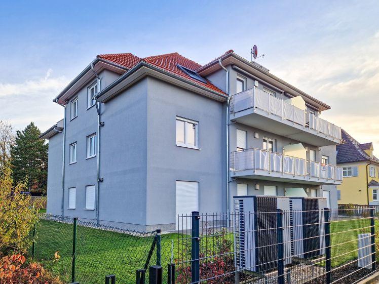 *Neubau*5 Raum WE im 2. OG* Balkon*Stellplatz*Bad+Gäste WC* Keller*Wärmepumpe* Fußbodenheizung - Foto 1