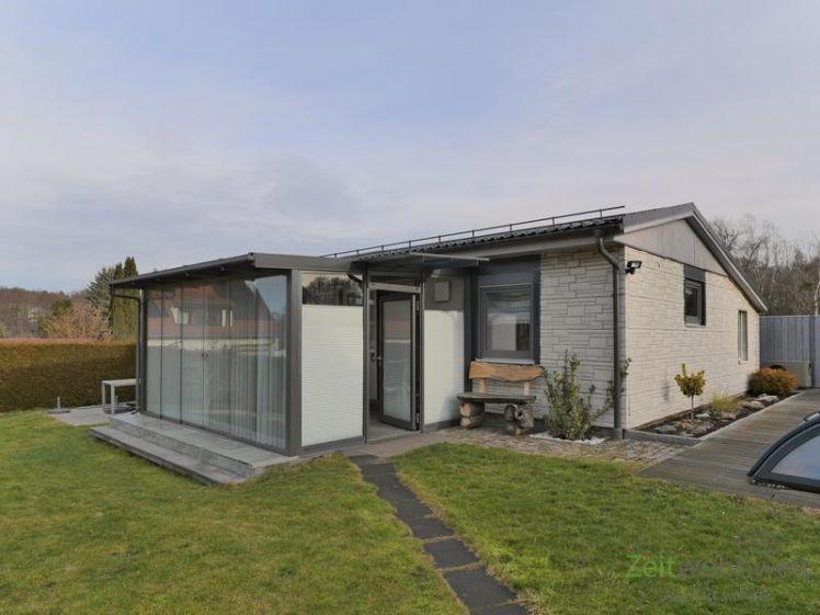 (EF1235_M) Dresden: Bühlau/Weißer Hirsch, kleiner möblierter massiver Bungalow mit Wintergarten - Foto 1