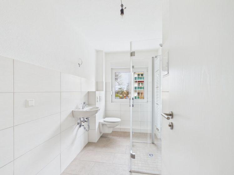 3-Raum-Wohnung im Erdgeschoss mit Balkon auf dem Kapellenberg - Foto 1