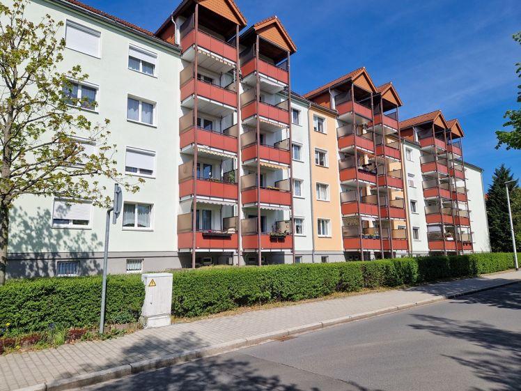 *Top sanierte 3 Raum Wohnung* *Erstbezug*Hochpaterre* *Südbalkon*Stellplatz *Zentrumslage Coswig* - Foto 1