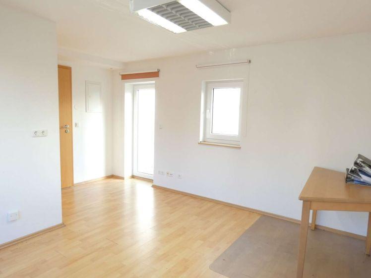 1 Zimmer Appartement mit schöner Terrasse und Garten in Rödental! - Foto 1