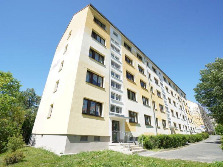Kleine Dreiraumwohnung mit Balkon und Weitblick - Foto 1