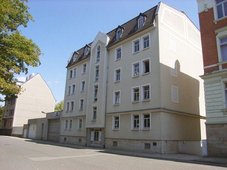 Helle 3-Raum-Wohnung mit Balkon und TG-Stellplatz - Photo 1