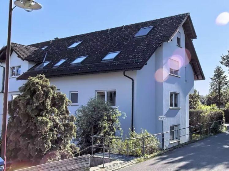 Idyllisches Wohnen mit Balkon und viel Grün - Foto 1