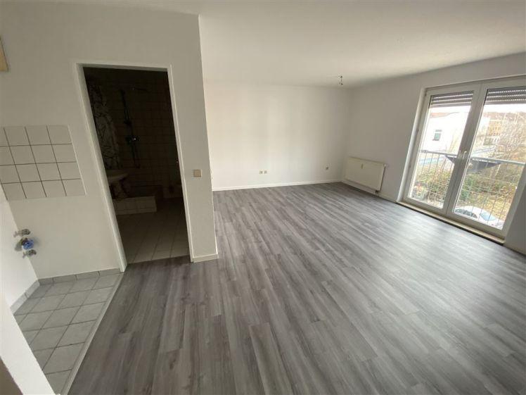 Schönefeld-Abtnaundorf * Renoviert* helle 1 Zi.-Whg.* Duschbad* Keller* SP anmietbar - Photo 1