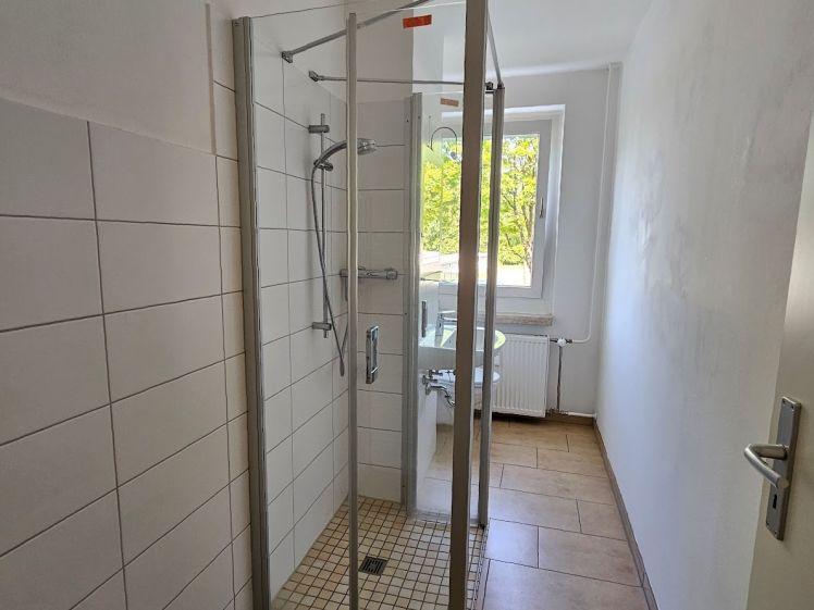 Schicke 3-Zimmer-Wohnung mit ebenerdiger Dusche - Foto 1