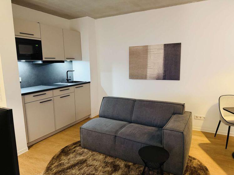 ***MÖBLIERTES APARTMENT IN BESTER LAGE~ALL-INCLUSIVE MIETE~LOGGIA*** - Photo 1