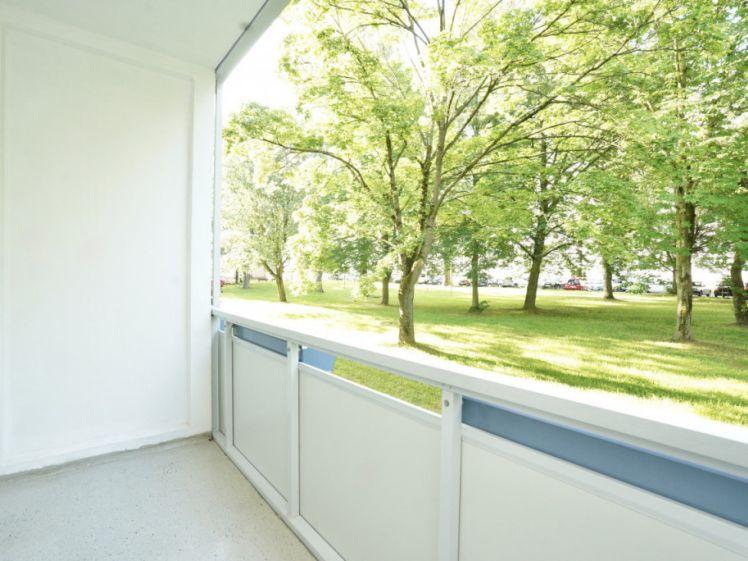 Balkon / Bad mit Fenster - Foto 1