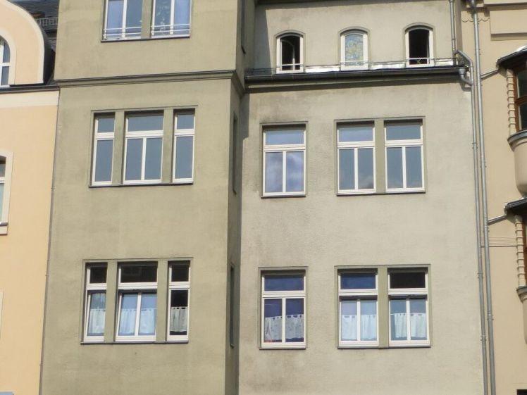 Sanierte 4-Raumwohnung mit Balkon am Altmarkt - Photo 1