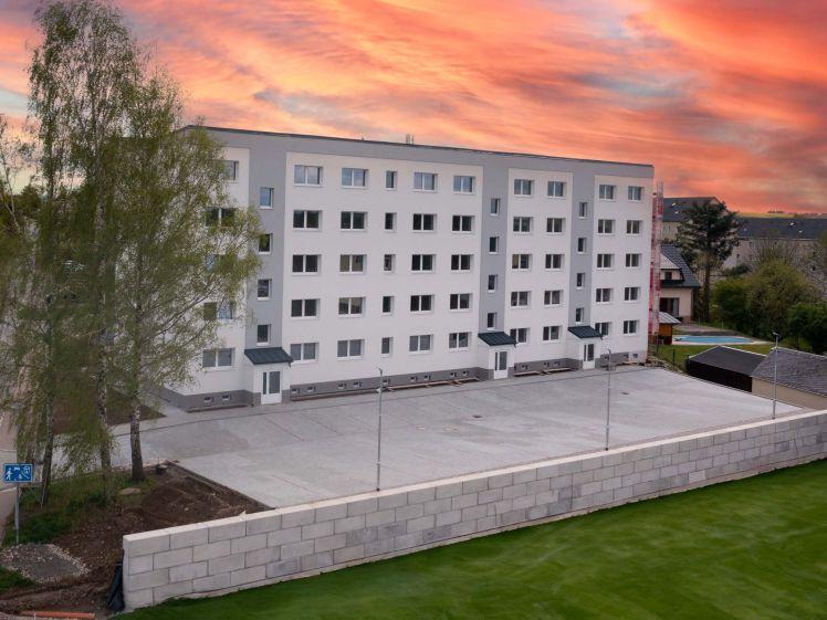 Moderne 2-Raum-Wohnung in Wolkenstein mit Balkon und Einbauküche - Foto 1