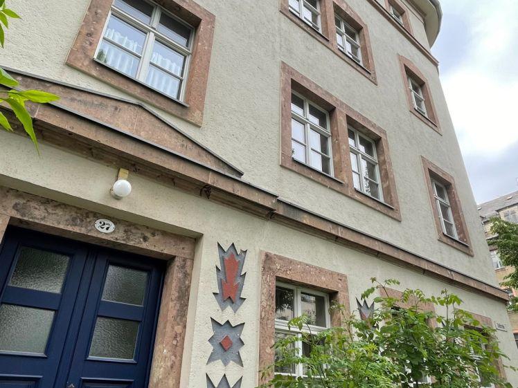 1. OG mit Aufzug frei ab 1.10.26 !!! Balkon an der Küche + Bad mit Fenster - Photo 1