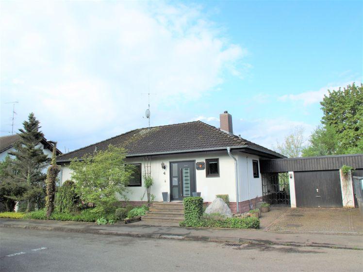 Bungalow mit schönem Garten in Burgrieden/Rot zu vermieten - Photo 1
