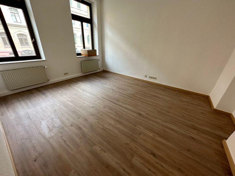 Frei ab 1.8.26 + offene Küche + neuer Balkon u.v.m. - Photo 1