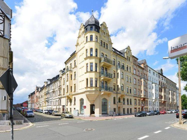 Jößnitzer Str. 141, Wohnung 11 ~~~ 2 Balkone, Tageslichtbad mit Wanne und Dusche, Keller - Photo 1