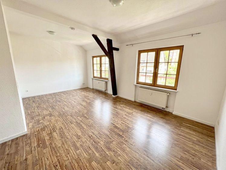 Gemütliche 2 Zimmer Dachgeschosswohnung in Kehl-Kork - Photo 1