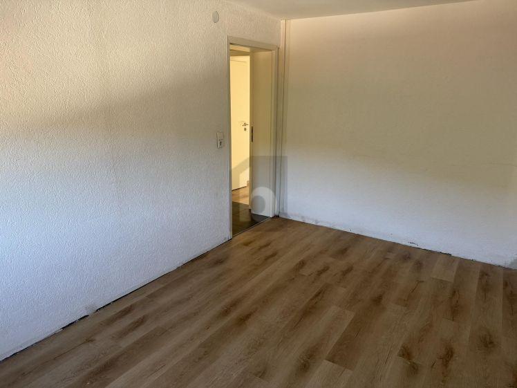 WOHNEN ÜBER DEN DÄCHERN MIT ENZBLICK - Photo 1