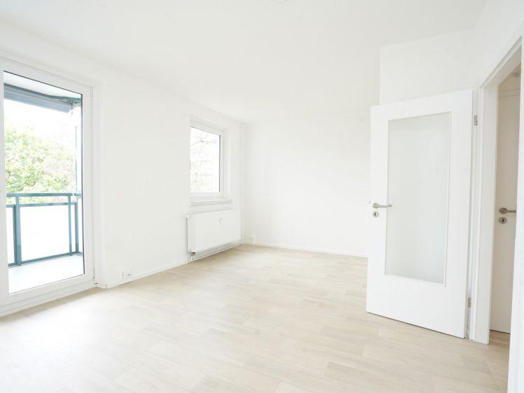 Dusche / Großer Balkon / Ruhige Lage - Photo 1