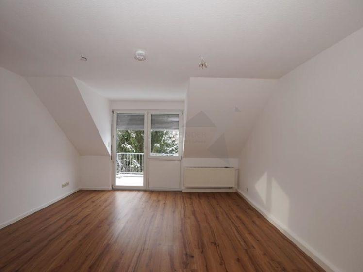 2-Raum-Wohnung mit Balkon, Tageslichtbad und Stellplatz - Foto 1
