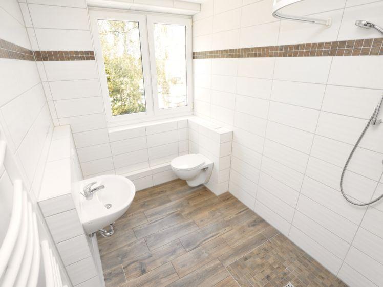 Ebenerdige Dusche / Blick ins Grüne - Photo 1