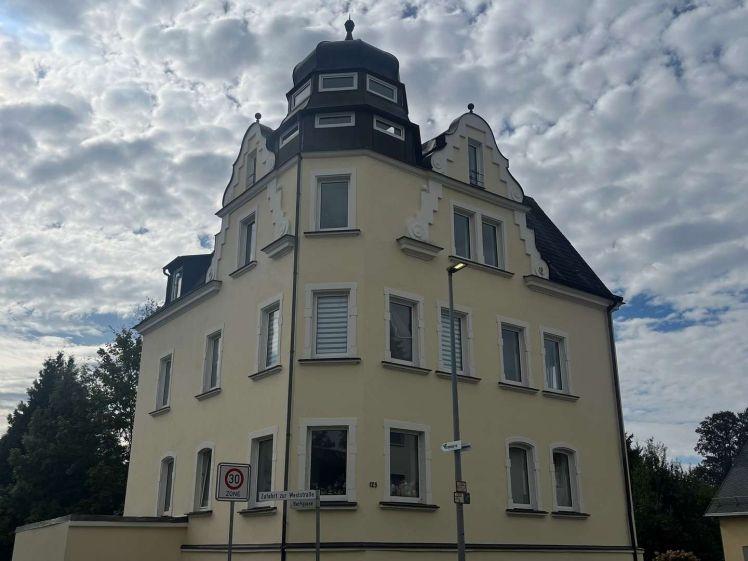 ***Einziehen und wohlfühlen: Gepflegte 2-Raum-Wohnung in Neukirchen*** - Foto 1