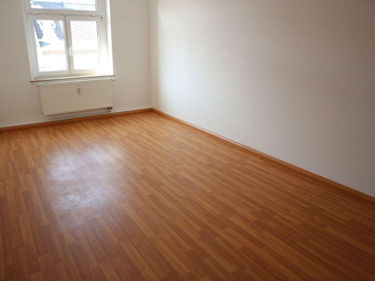 WG-Geeignet und Balkon + Bad mit Fenster - frei ab 1.7.26 - Foto 1