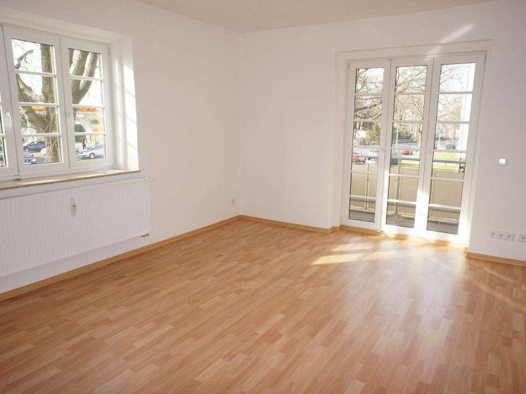 1.Og - Bad mit Fenster + Dusche + Balkon am Wohnzi. - Photo 1