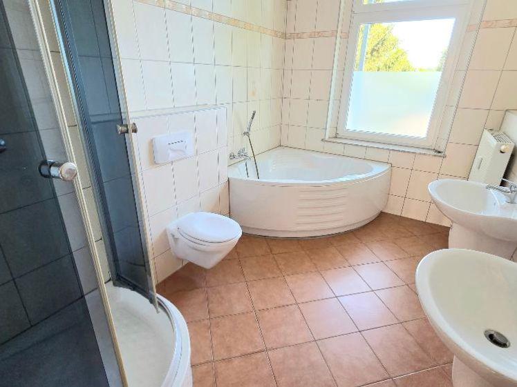 Tolle 4-Raum-Maisonette-Whg. mit Balkon - Photo 1