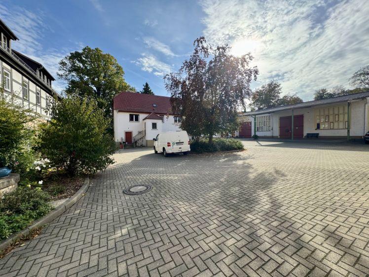 Erstbezug nach Renovierung - schöne Familienwohnung in ruhiger Lage - Photo 1