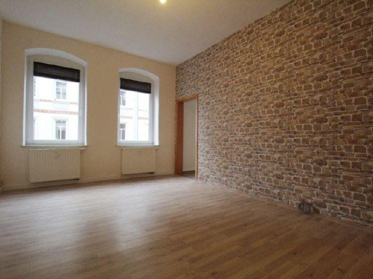 *** frisch renovierte 2 Zimmerwohnung im Hochparterre *** - Foto 1