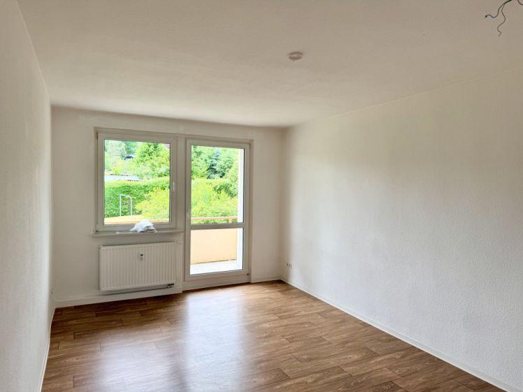 Charmante 3-Raum-Wohnung in ruhiger Lage mit Blick ins Grüne - Photo 1