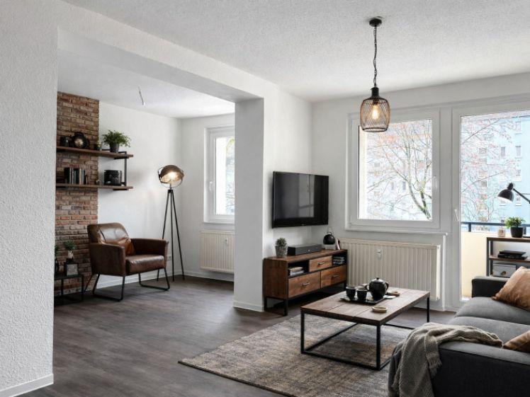 Stilvoll renovierte Etagenwohnung in Stadtrandnähe - Photo 1