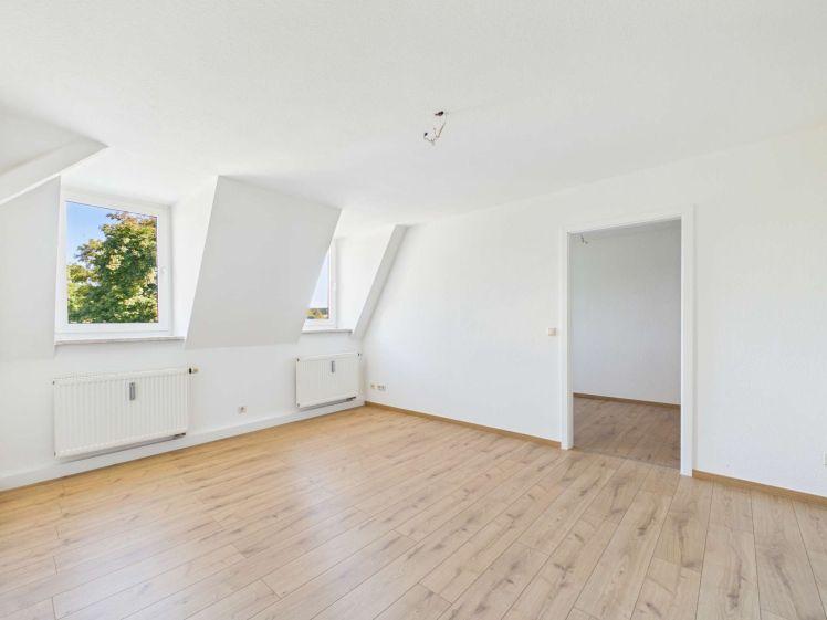 Frisch modernisierte 5-Raum-Wohnung mit Garten in Treuen - Foto 1