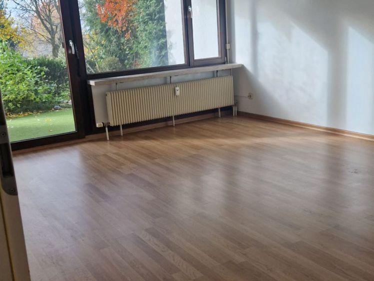 Großzügige 2-Zimmer mit Wannenbad, Terrasse, Tiefgarage und Abstellraum - Photo 1