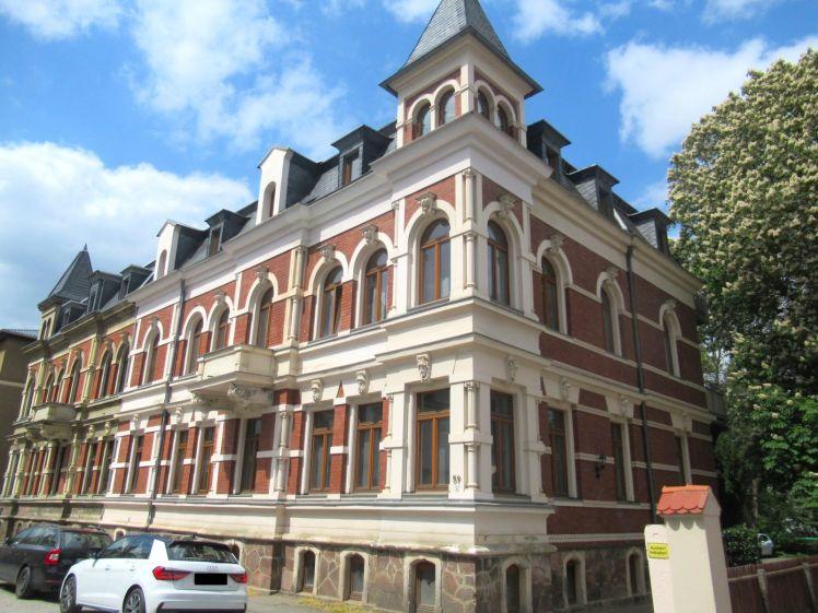 Ab 1.12.! Helle 2-Raumwohnung mit Balkon und Stellplatz in Zwickau! - Photo 1