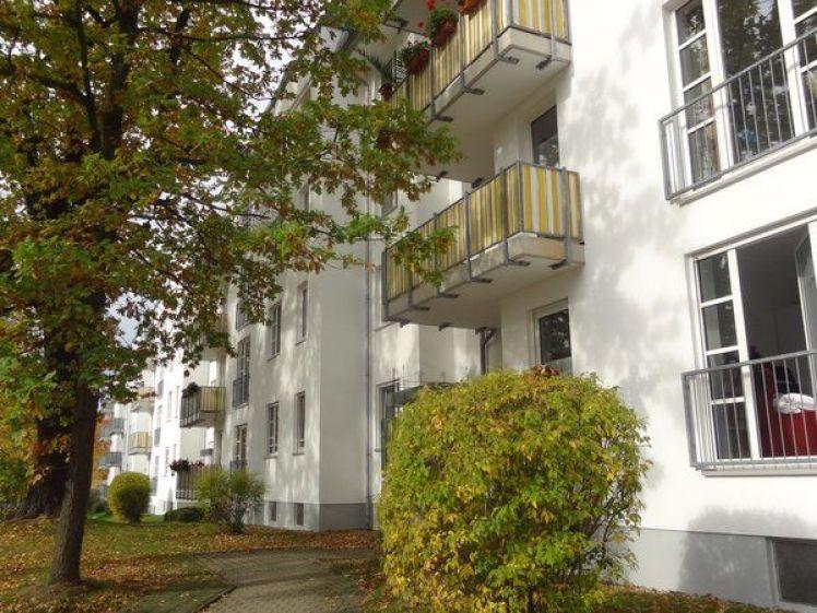 Sonnige Schloßberg-Wohnung mit EBK, Balkon, Lift und TG-Stellplatz... - Foto 1
