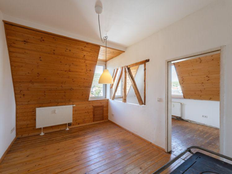 Ideal für Studenten: 2,5-Zimmer-Wohnung im 3. Obergeschoss in Büdesheim - Photo 1