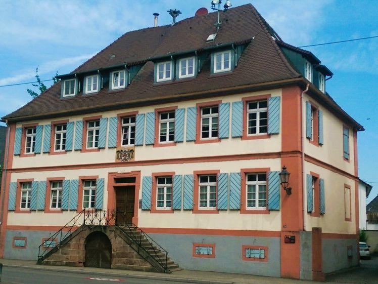 Charmante 3-Zimmer-Altbauwohnung in Schuttern – Ihr neues Zuhause wartet! - Foto 1