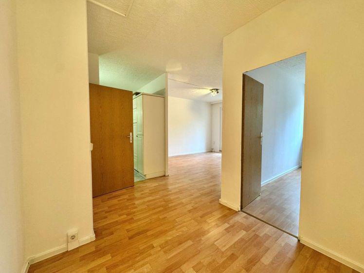 ***Attraktive 3-Raum-Wohnung in ruhiger Lage von Chemnitz-Morgenleite*** - Photo 1