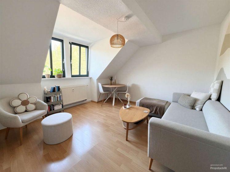 Gemütliche 2 Zimmer Dachgeschosswohnung - Photo 1